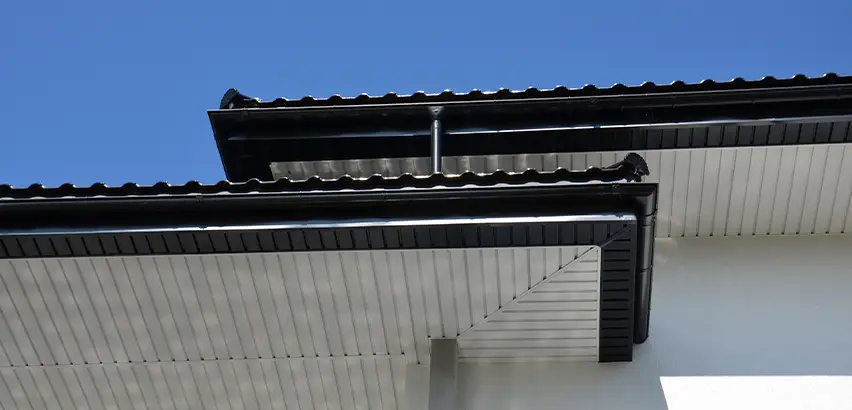 Box Eave Construction in Maple Valley
